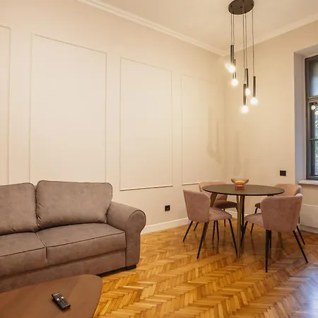 Bloom Downtown Lejlighedshotel Cluj-Napoca
